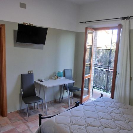Agriturismo La Pietriccia Chianciano Terme Luaran gambar