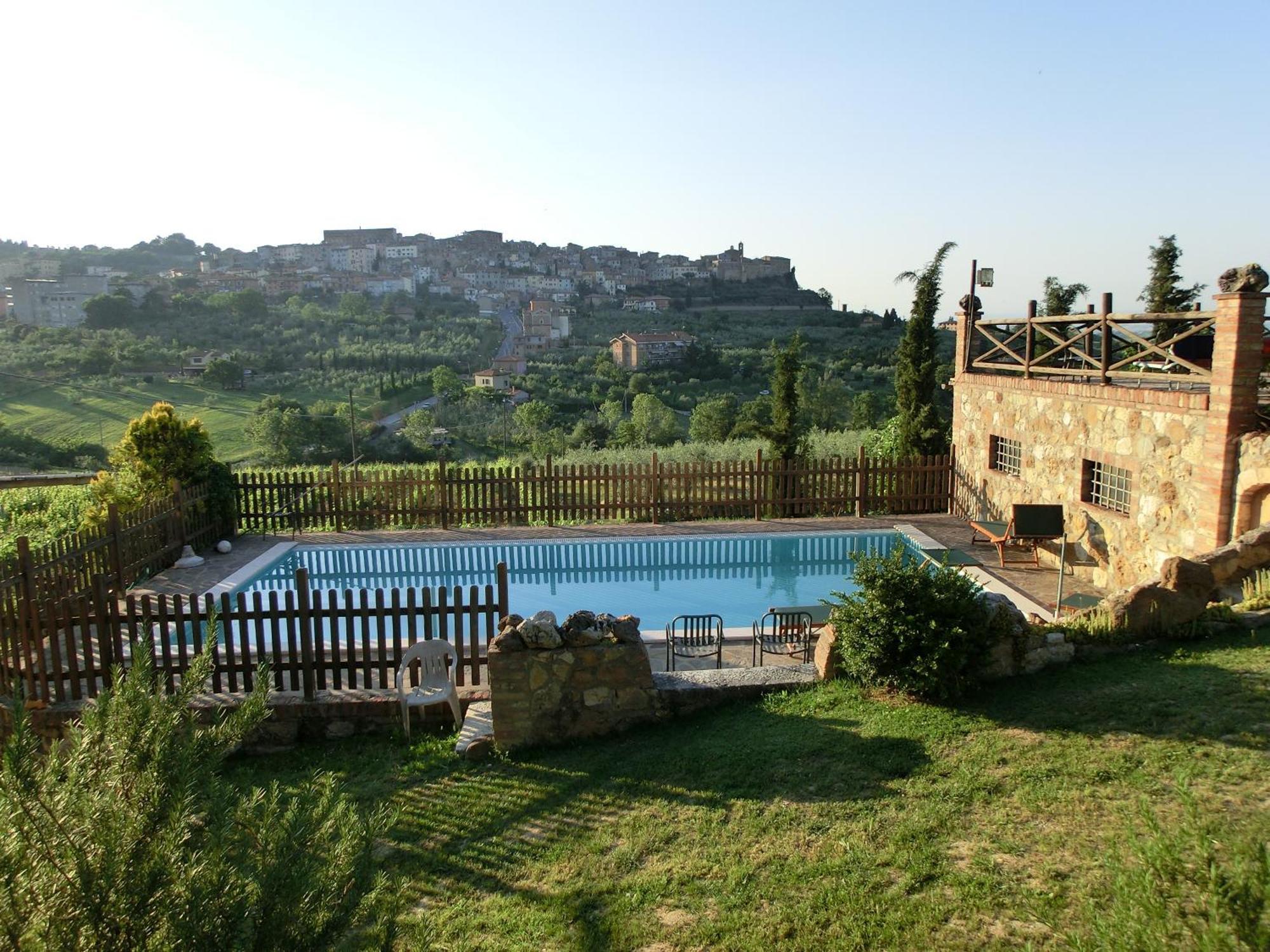 Agriturismo La Pietriccia Chianciano Terme Luaran gambar