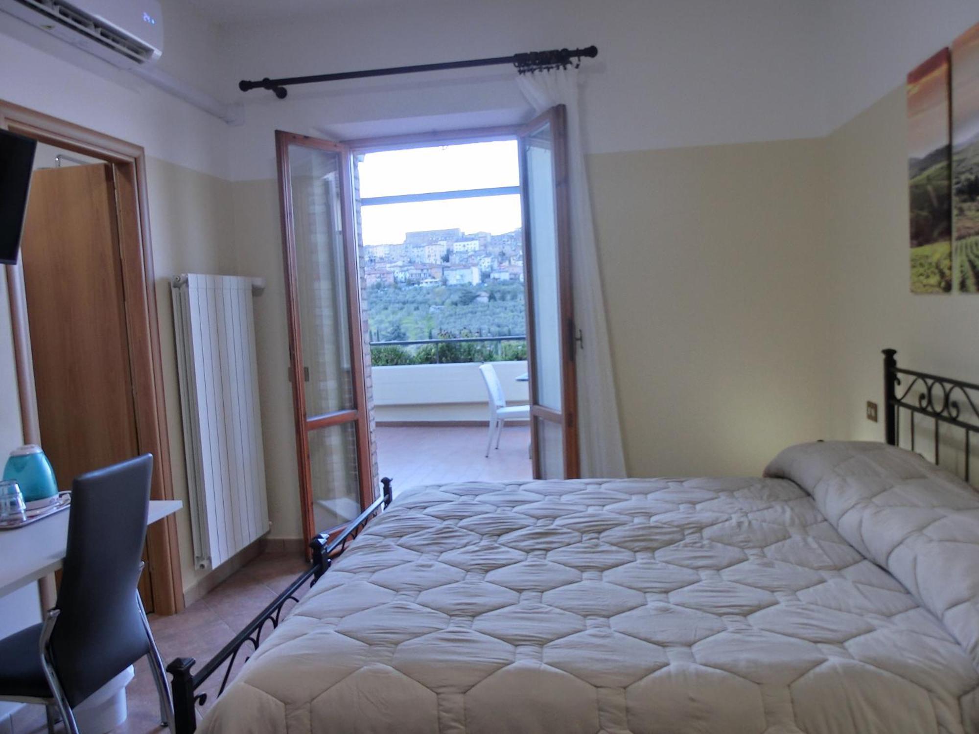 Agriturismo La Pietriccia Chianciano Terme Luaran gambar